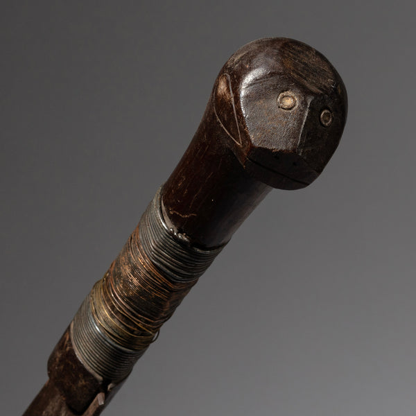 A PRESTIGE SWORD WITH ANIMAL HEAD FROM INDONESIA HANDLE ( No 1781)