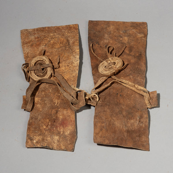 A SIMPLE PAIR OF LEATHER SHOES FROM AFRICA, EX UK COLL.( No 2141)
