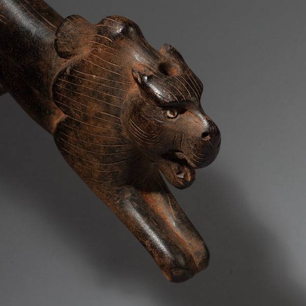 Sold A LION ALTAR OBJECT WITH MEDICINE RECESS FROM TANZANIA  ( No 2082)