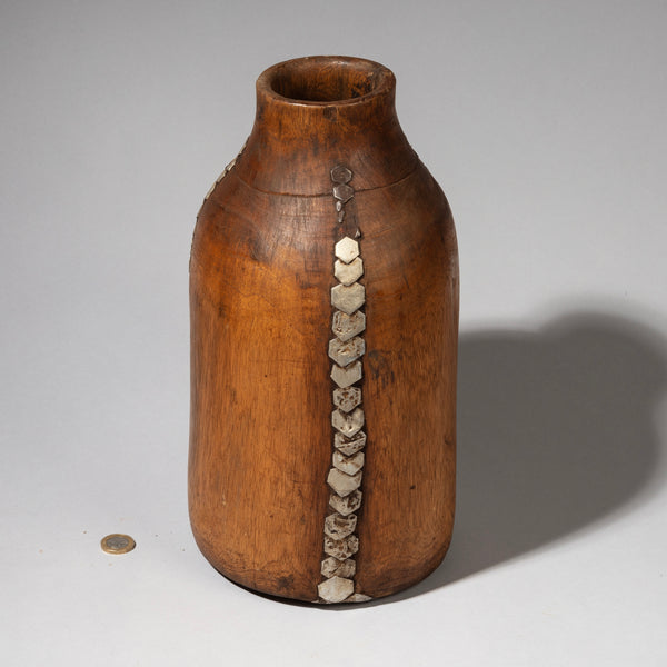 A LARGE GRAPHIC TUTSI TRIBE REPAIRED  HONEY POT ( No 2174)
