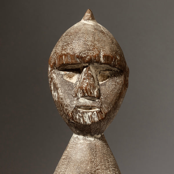 A ELEGANT ENCRUSTED  PIGMENT POWER OBJECT EWE TRIBE FROM GHANA( No 4497 )