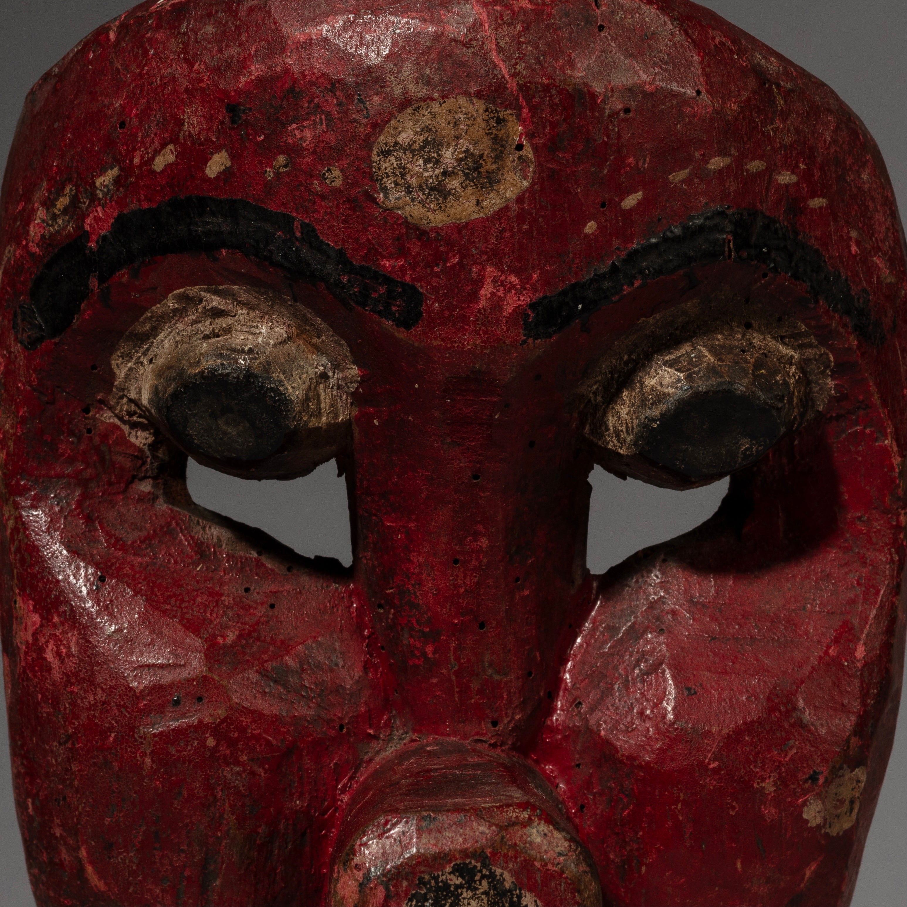 A TRADITIONAL PIGGY JAVANESE TOPENG MASK FROM INDONESIA ( No 1933)