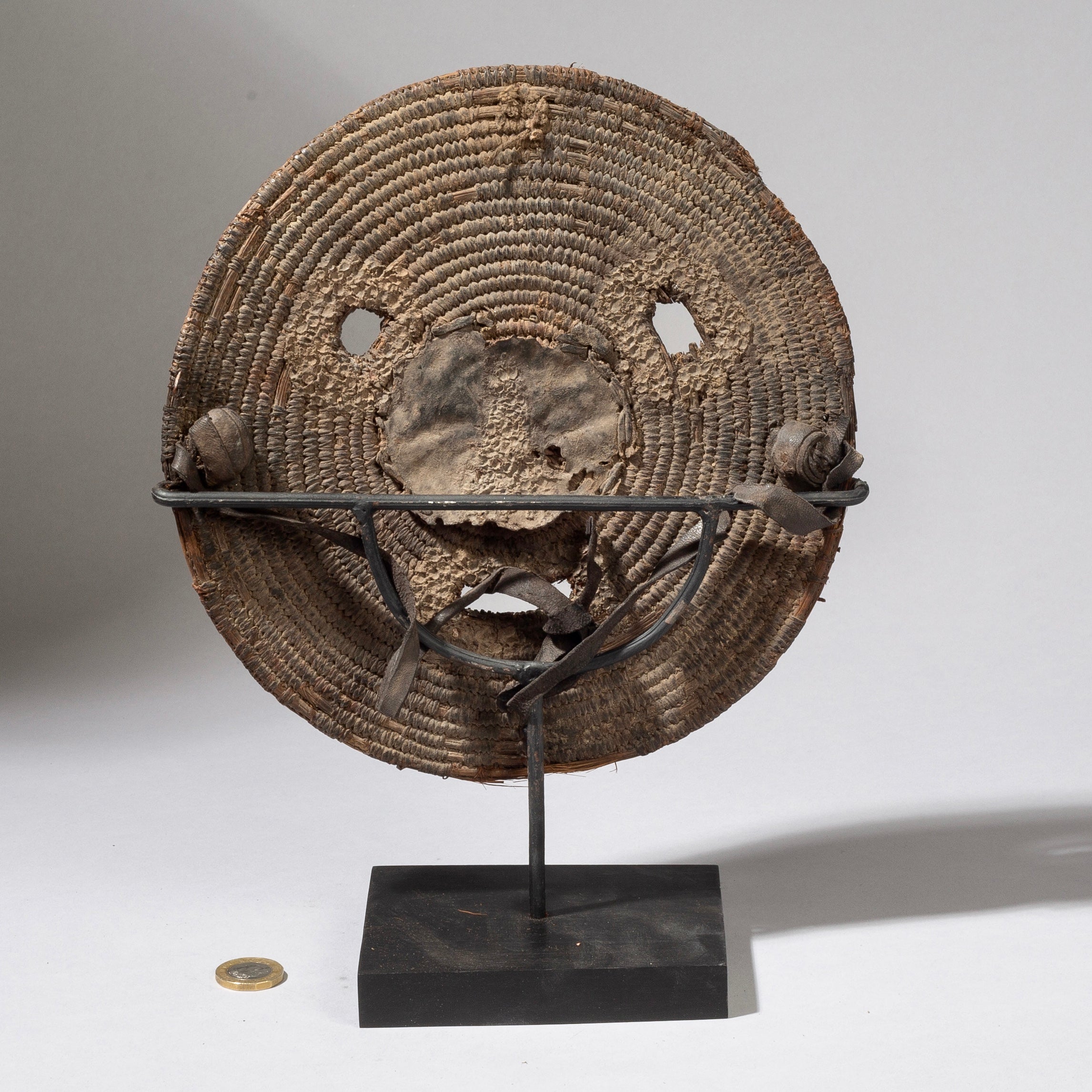 A NATURAL FIBRE MASK FROM THE SOMBA TRIBE OF NORTHERN TOGO W AFRICA ( No 346)