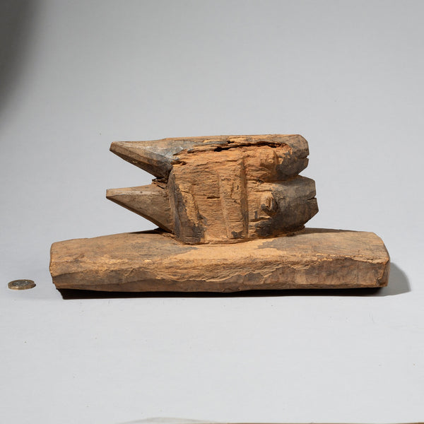 A CUTE PAIR OF LOBI CHAMELEON NATURE SPIRITS FROM BURKINA FASO (No 4025)