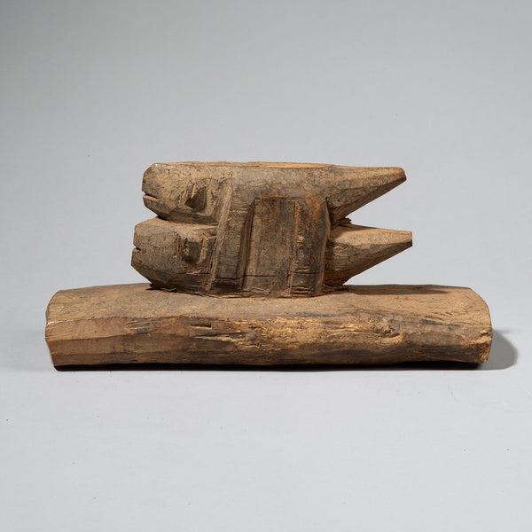 A CUTE PAIR OF LOBI CHAMELEON NATURE SPIRITS FROM BURKINA FASO (No 4025)