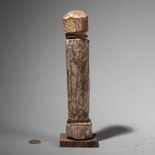 AN ELEMENTAL OF CUBIST ADAN ANCESTOR FIGURES, GHANA, W. AFRICA( No 1835)