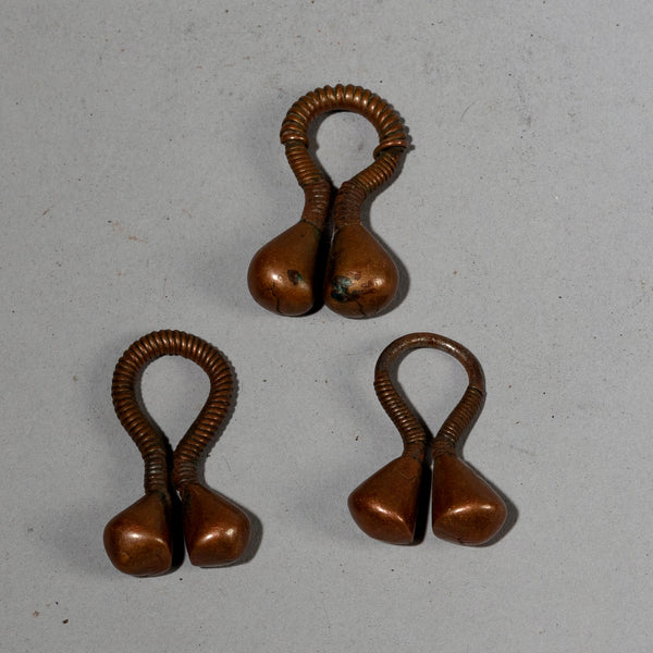 3 COPPER EARRINGS FROM THE KAMBA TRIBE IF KENYA  ( No 1839)