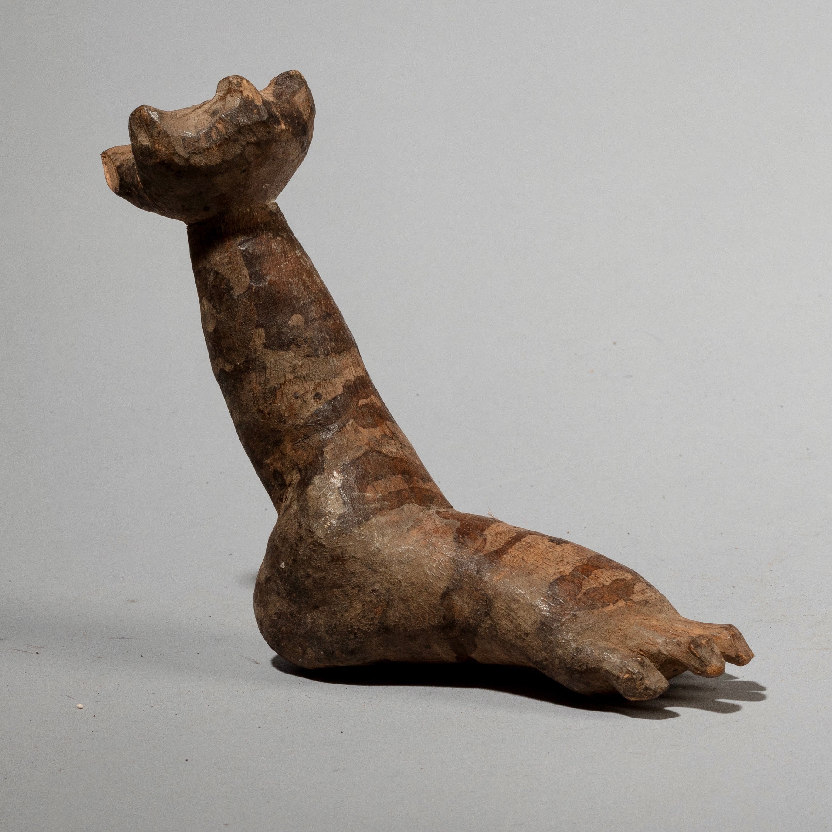 AN EXTREMELY RARE LOBI FOOT ALTAR OBJECT, FROM BURKINA FASO ( No 1792)