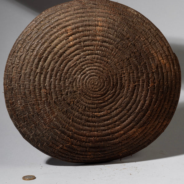 A SUBTLE WOVEN FIBRE BASKET FROM TUTSI TRIBE RWANDA( No 1664)