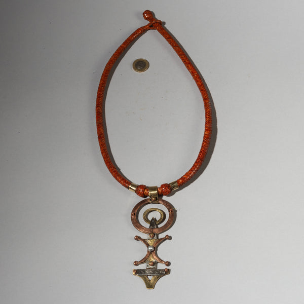 AN INCREDIBLE NECKLACE, TUAREG TRIBE OF NIGER ( No 2868 )