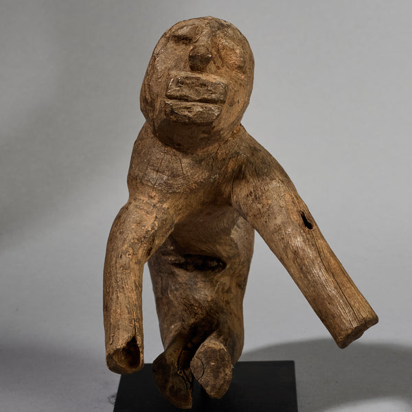 A RARE SHAPED ORGANIC LOBI THIL FIGURE, BURKINA FASO ( No 6256)