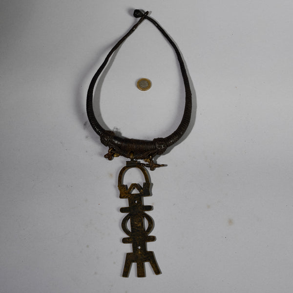 A CHARACTERFUL LEATHER TALISMAN GRIS GRIS NECKLACE, TUAREG TRIBE NIGER ( No 6248)