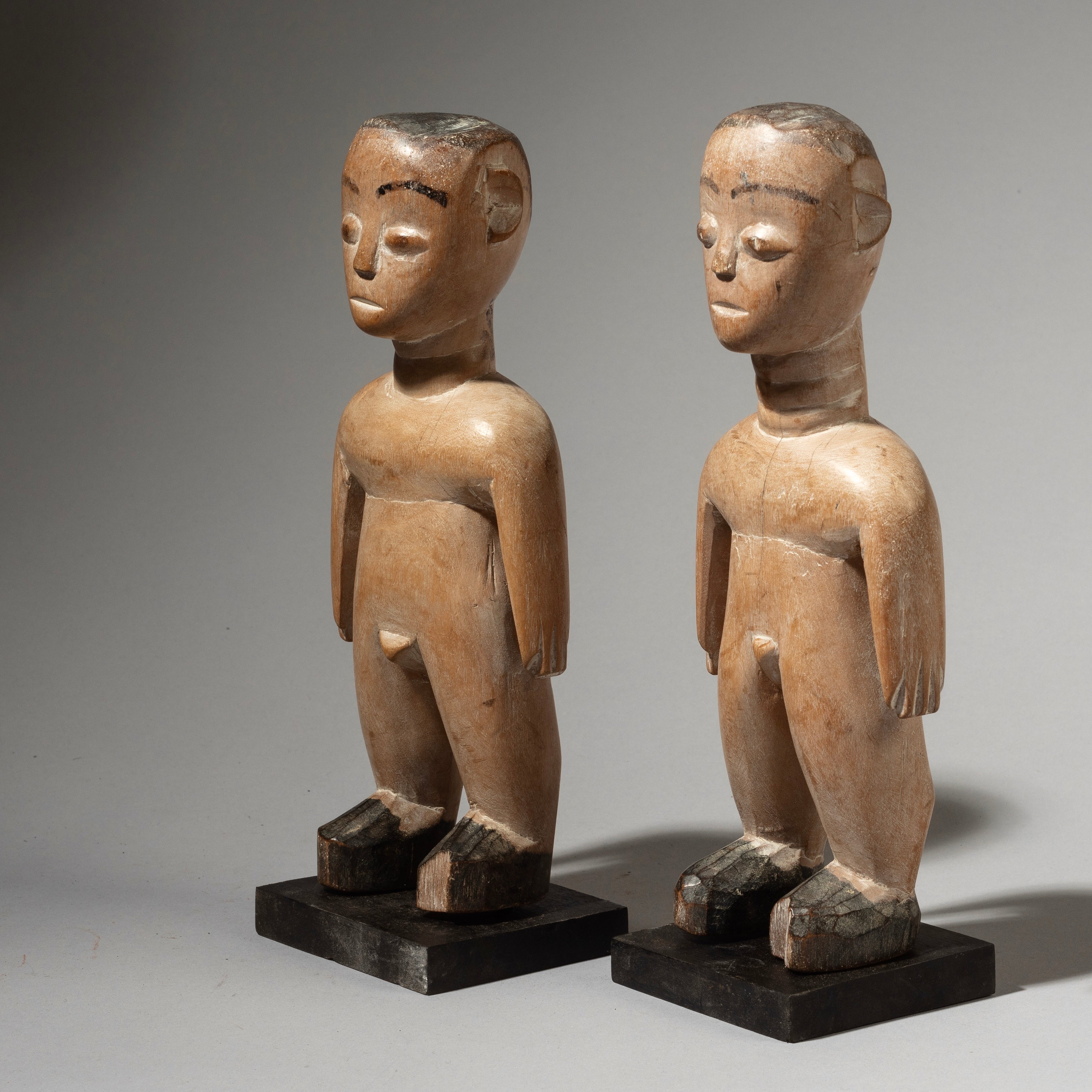 A LARGE PAIR OF BOYISH VENAVI DOLLS, EWE TRiBE OF GHANA( No 2896  )