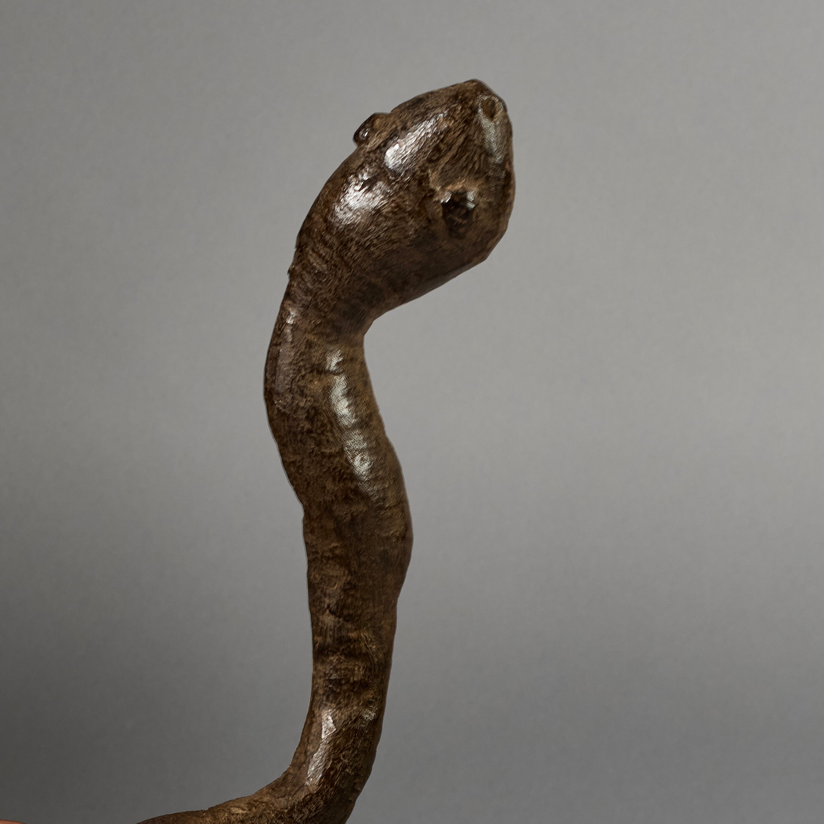 A CUTE WOODEN SNAKE TALISMAN, PARE TRIBE TANZANIA, E.AFRICA ( No 6261)