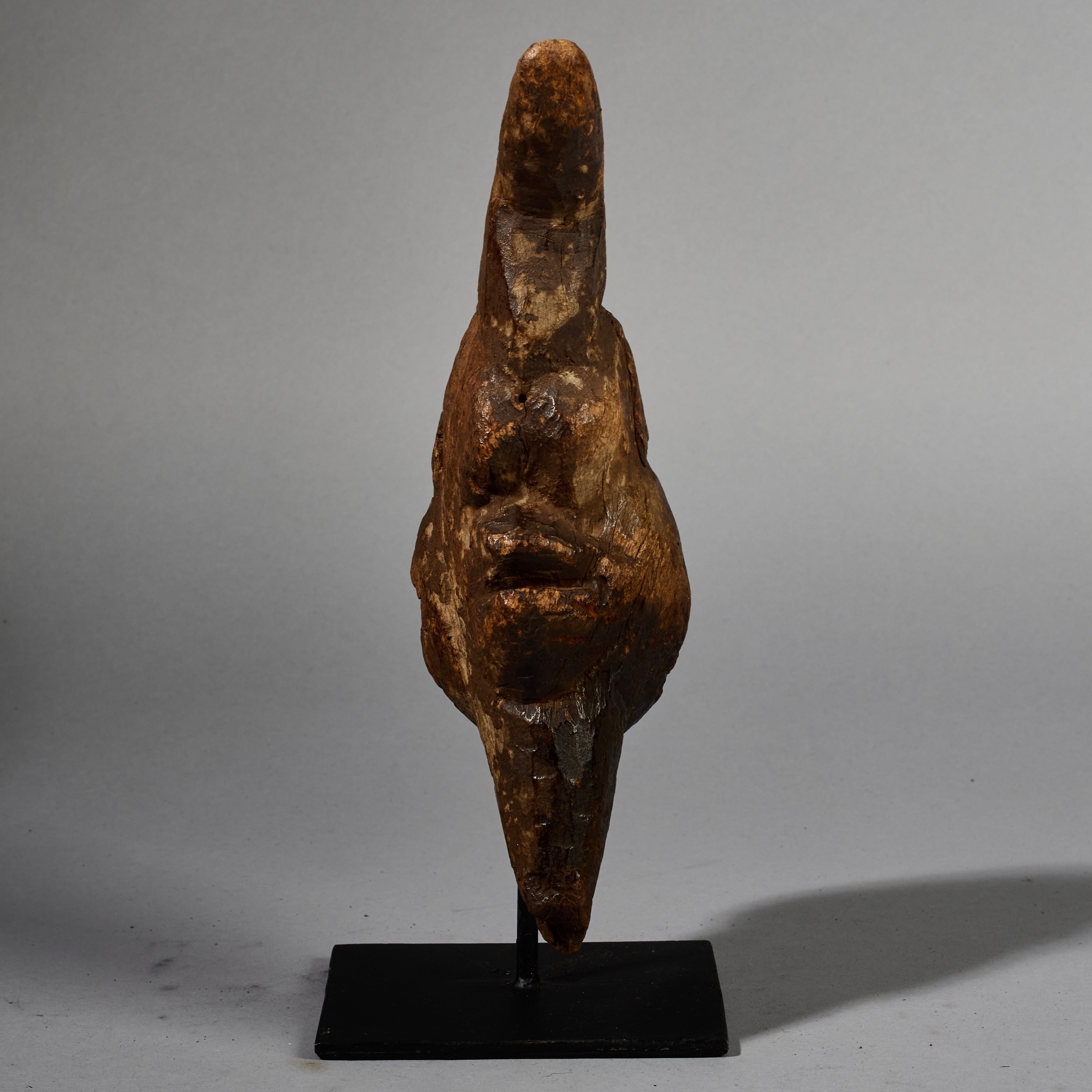 A CUBIST SMALL MASK FROM BURKINA FASO, W AFRICA (No 6276
