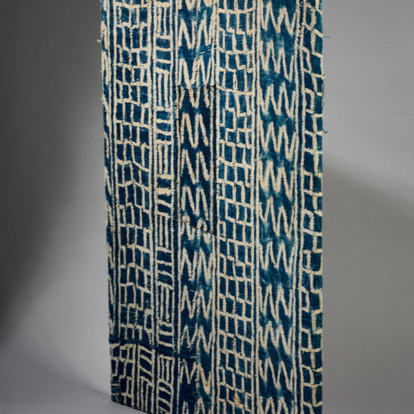 A RARE NDOP INDIGO CLOTH MOUNTED FROM THE BAMILEKE TRIBE OF CAMEROON W.AFRICA( No 5132 ) (Copy)