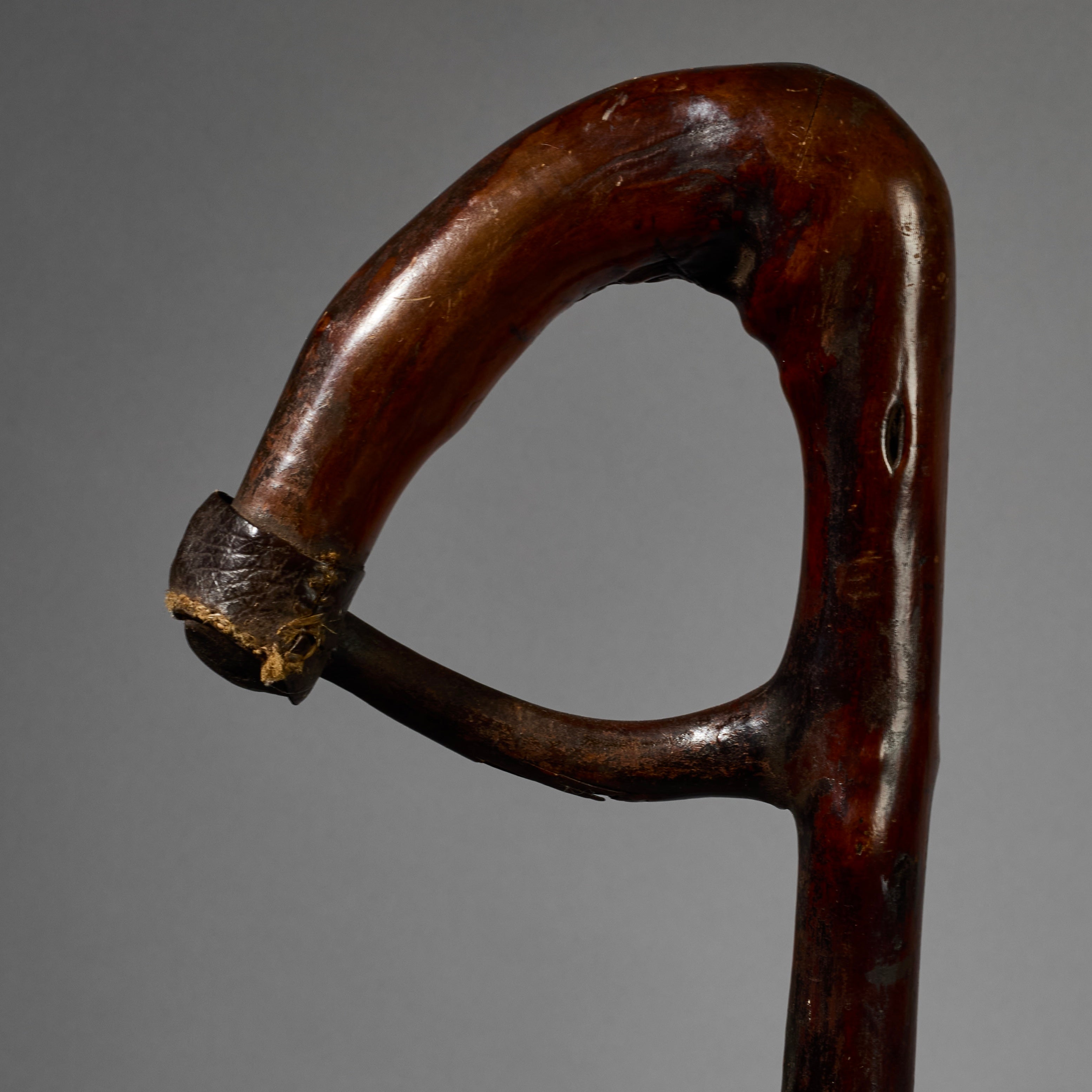 AN ORGANIC DEEPLY PATINATED STAFF FROM ETHIOPIA  ( No 6200)