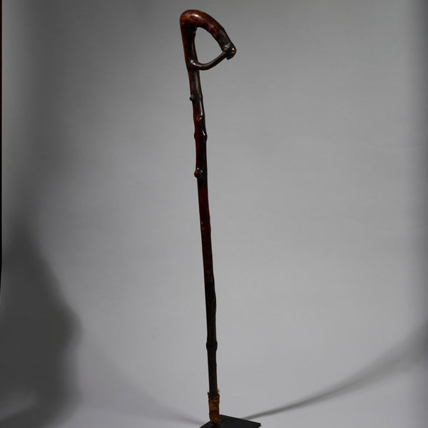 AN ORGANIC DEEPLY PATINATED STAFF FROM ETHIOPIA  ( No 6200)