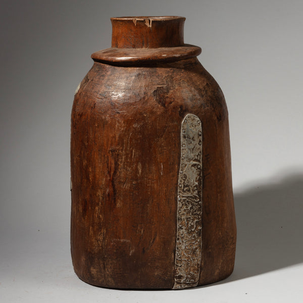 A EXTRA LARGE BIG, DRAMATIC TUTSI HONEY POT FROM RWANDA E.AFRICA( No 2929 )