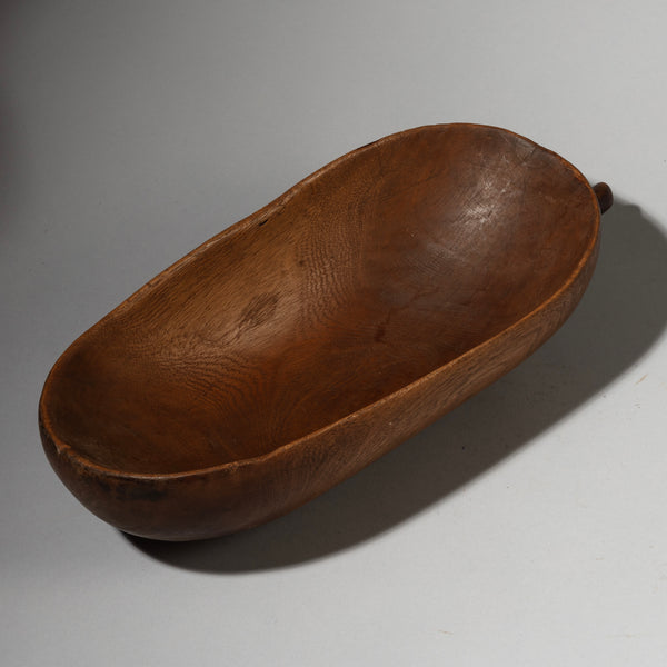 A LUSCIOUS WOODEN BOWL, TUTSI TRIBE RWANDA ( No 2942 )