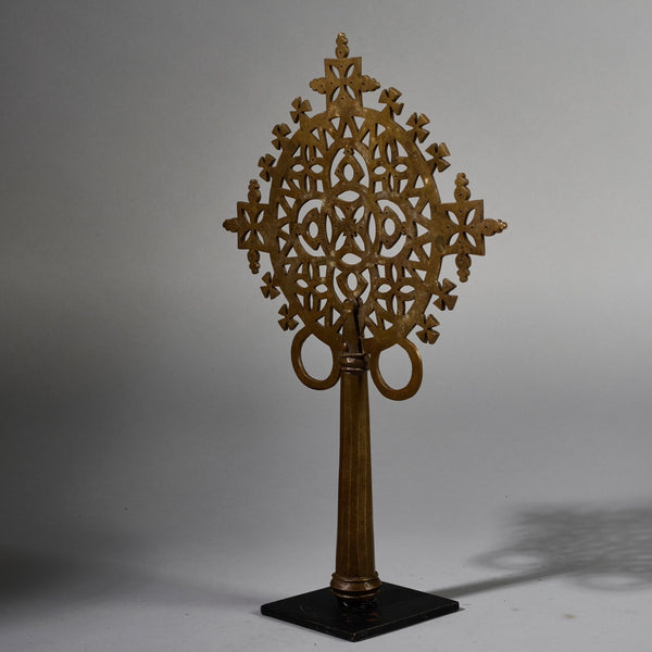A PRETTY BRASS 18THC PROCESSIONAL CROSS FROM ETHIOPIA , EX UK COLLECTION  ( No 6301)