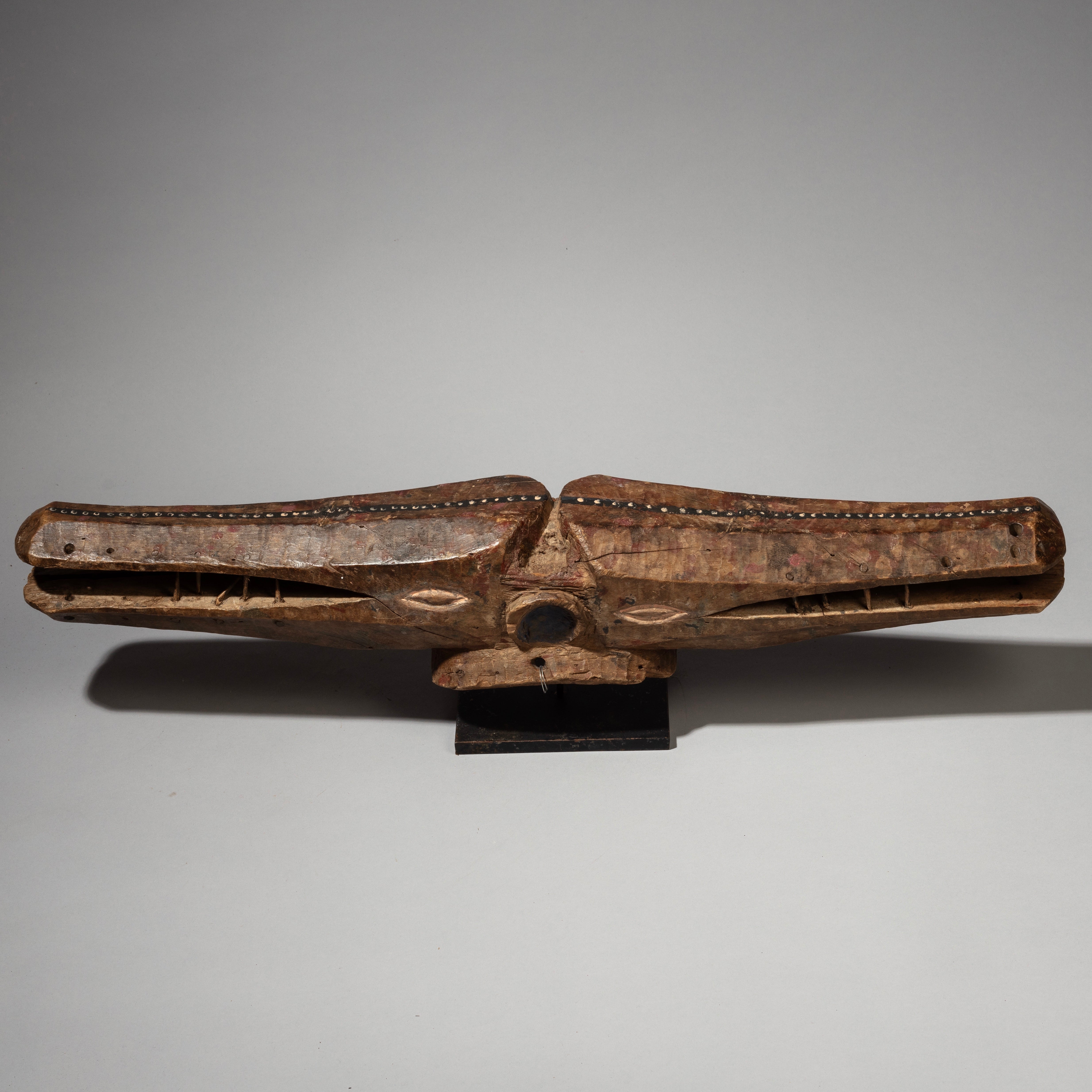 A JANUS CROCODILE MASK FROM THE CROSS RIVER REGION OF NIGERIA ( No 2150)