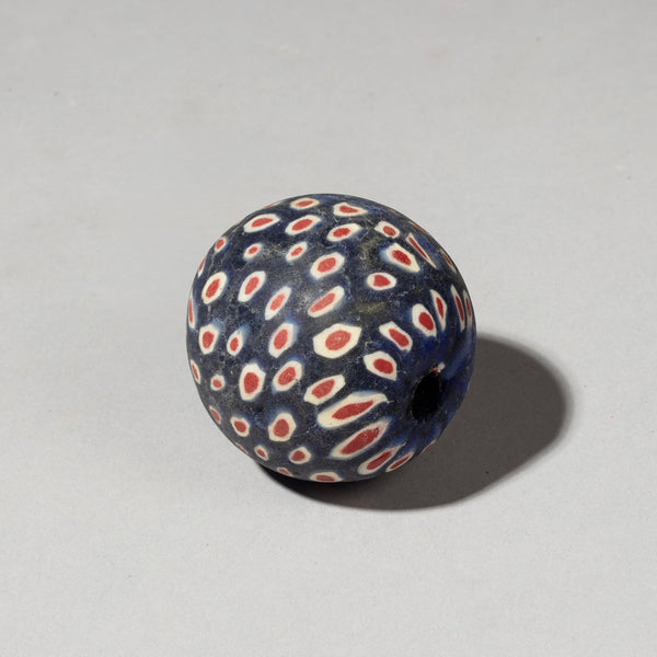 A BIG BLUE, SOLID GLASS BEAD FROM JAVA  ( No 3074 )