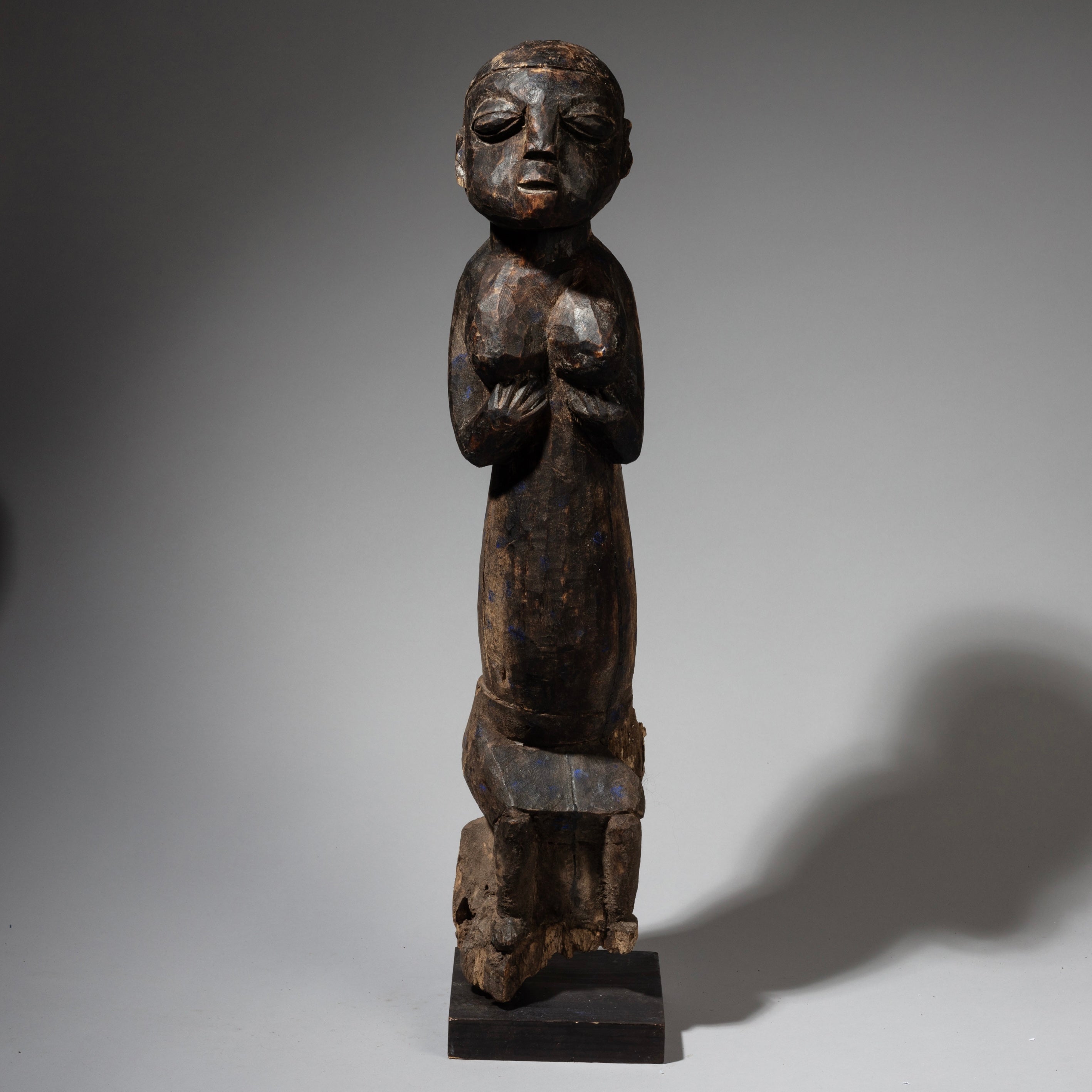 A VERY TALL  ALTAR FIGURE FROM THE FON  TRIBE OF BENIN  ( No 4061 )