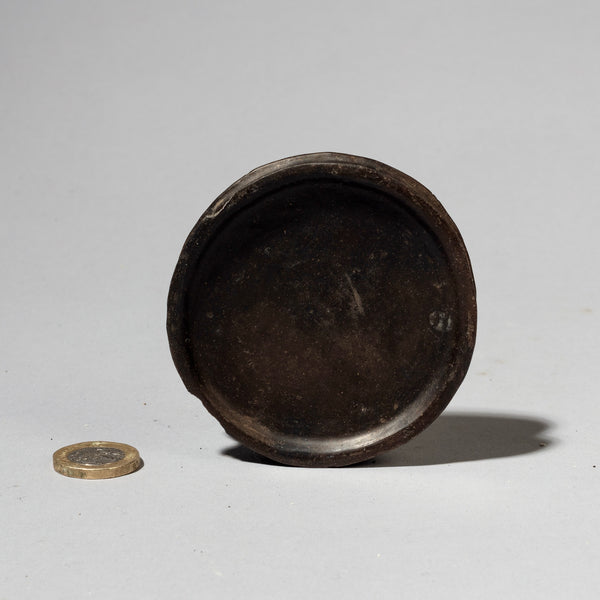 A LARGE CLAY  LIP PLUG FROM THE SURI TRIBE OF ETHIOPIA E.AFRICA ( No 4067 )