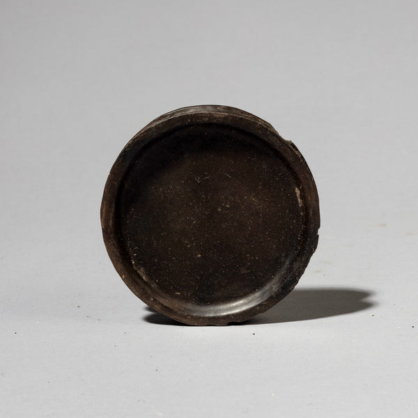 A LARGE CLAY  LIP PLUG FROM THE SURI TRIBE OF ETHIOPIA E.AFRICA ( No 4067 )