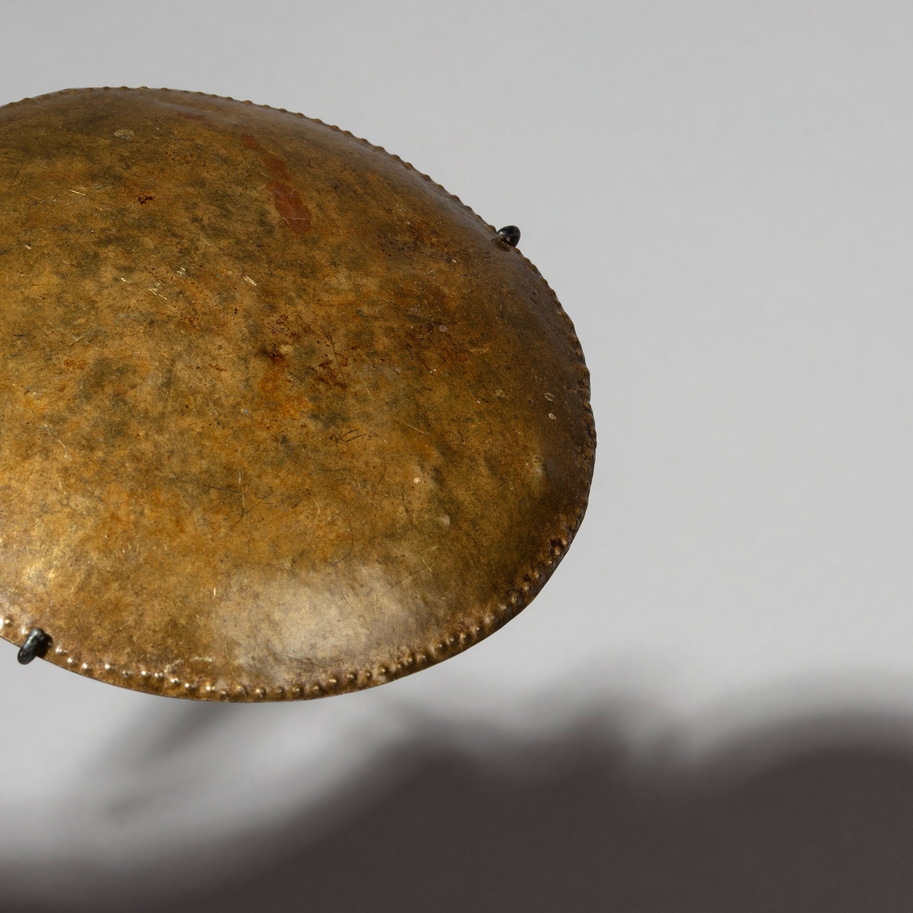 A GLOSSY PATINATED 19THC AKAN GOLD MEASURING DISC BAULE TRIBE ( No 4040 )