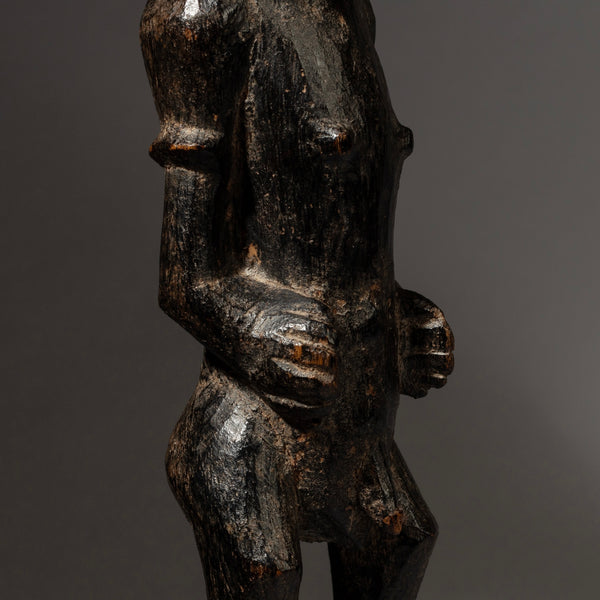 A SCULPTURAL ALTAR FIGURE, SENOUFO TRIBE iVORY COAST W.AFRICA  ( No 4063 )