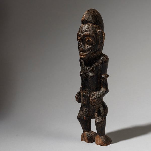 A SCULPTURAL ALTAR FIGURE, SENOUFO TRIBE iVORY COAST W.AFRICA  ( No 4063 )