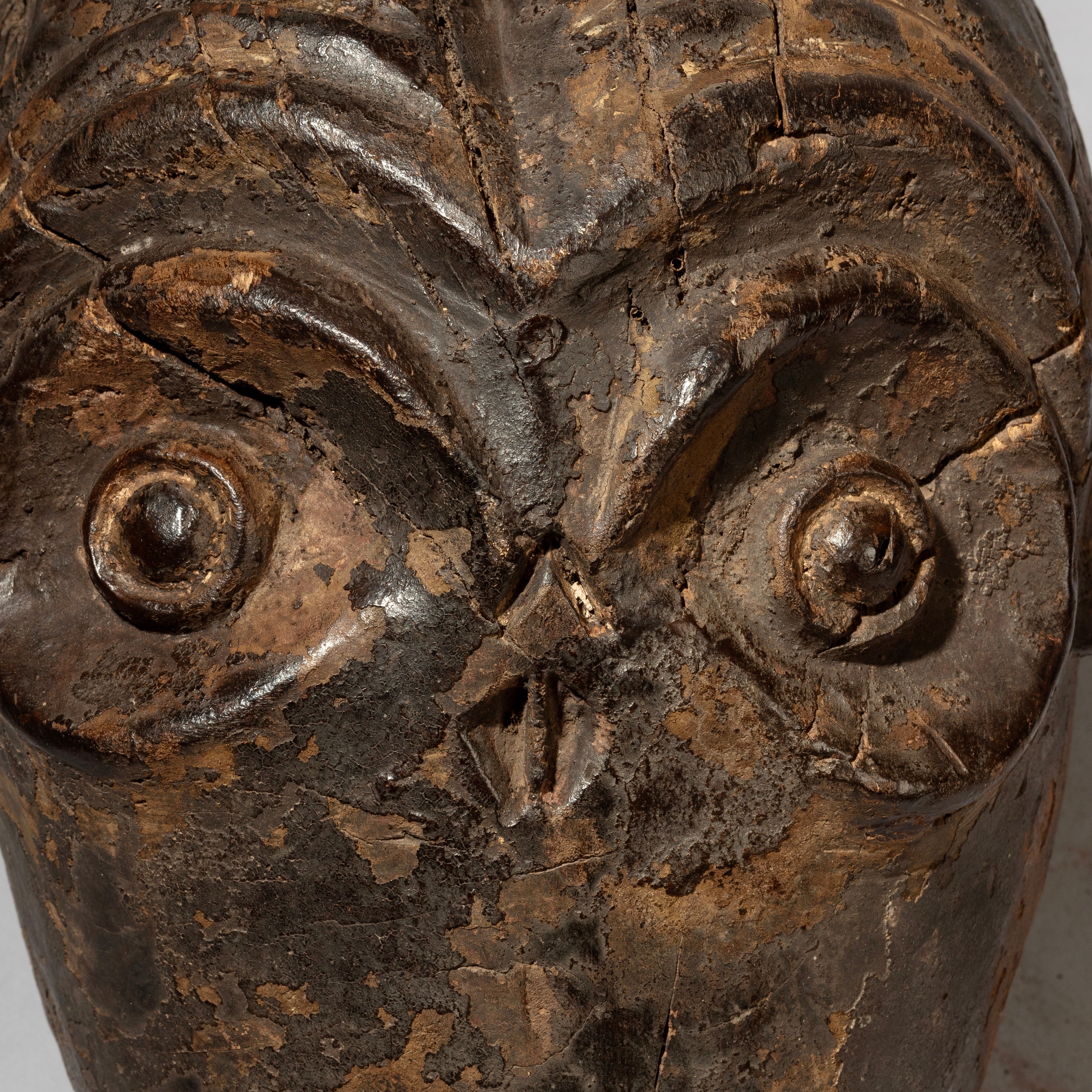 A UNIQUE MAMBILLA TRIBE MASK FROM CAMEROUN( No 2276)