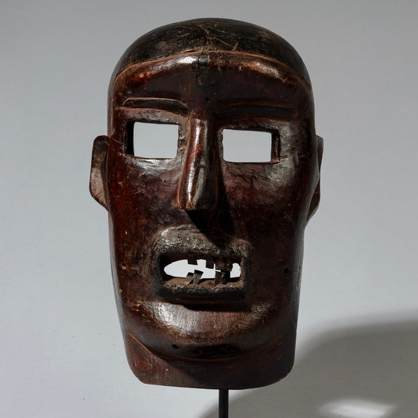 A METAL TOOTHED MASK FROM SUKUMA TRIBE TANZANIA E. AFRICA ( No 4083 )