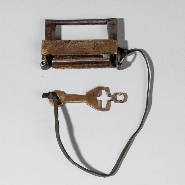 A TRADITIONAL METAL LOCK, TUAREG TRIBE OF NIGER ( No 2305)