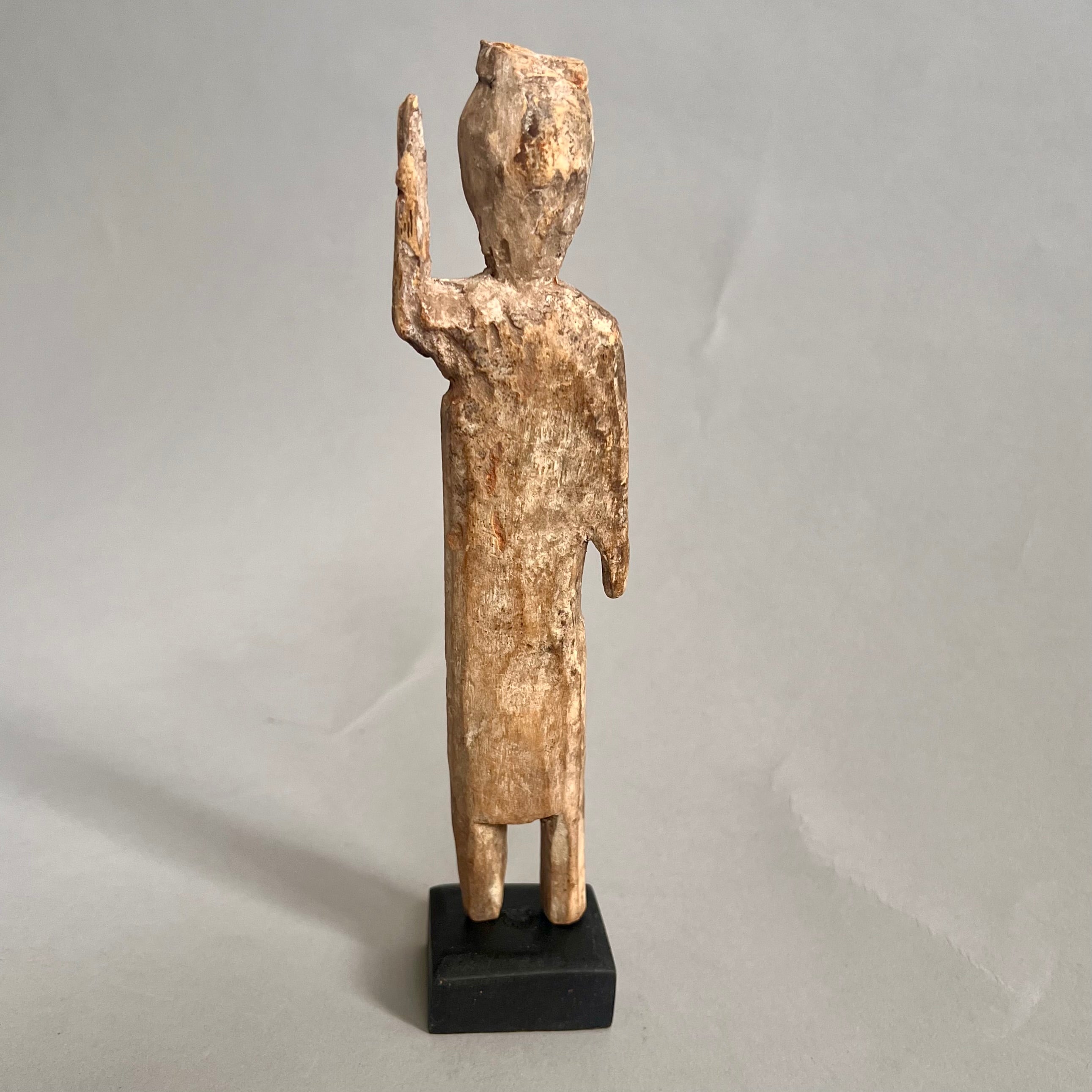 AN OLD ADAN ANCESTOR FIGURE FROM GHANA W.AFRICA ( No 2554)