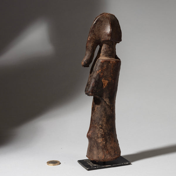 A  SHAPELY LEATHER SHEATH COVERED , MOSSI TRIBE BURKINA FASO ( No 4084 )
