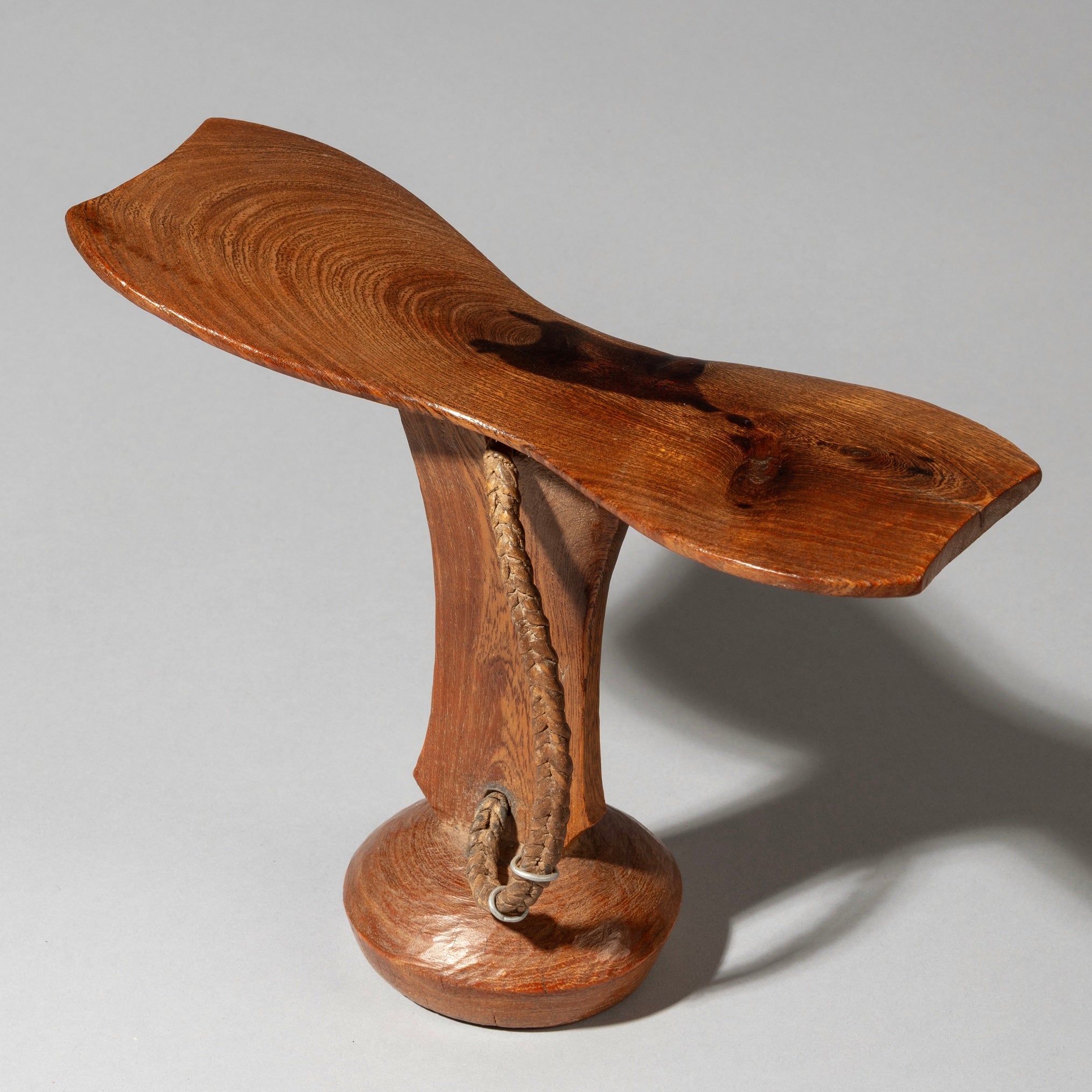 AN EXCEPTIONALLY REFINED HEADREST, TURKANA TRIBE KENYA, E AFRICA (No 4135 )