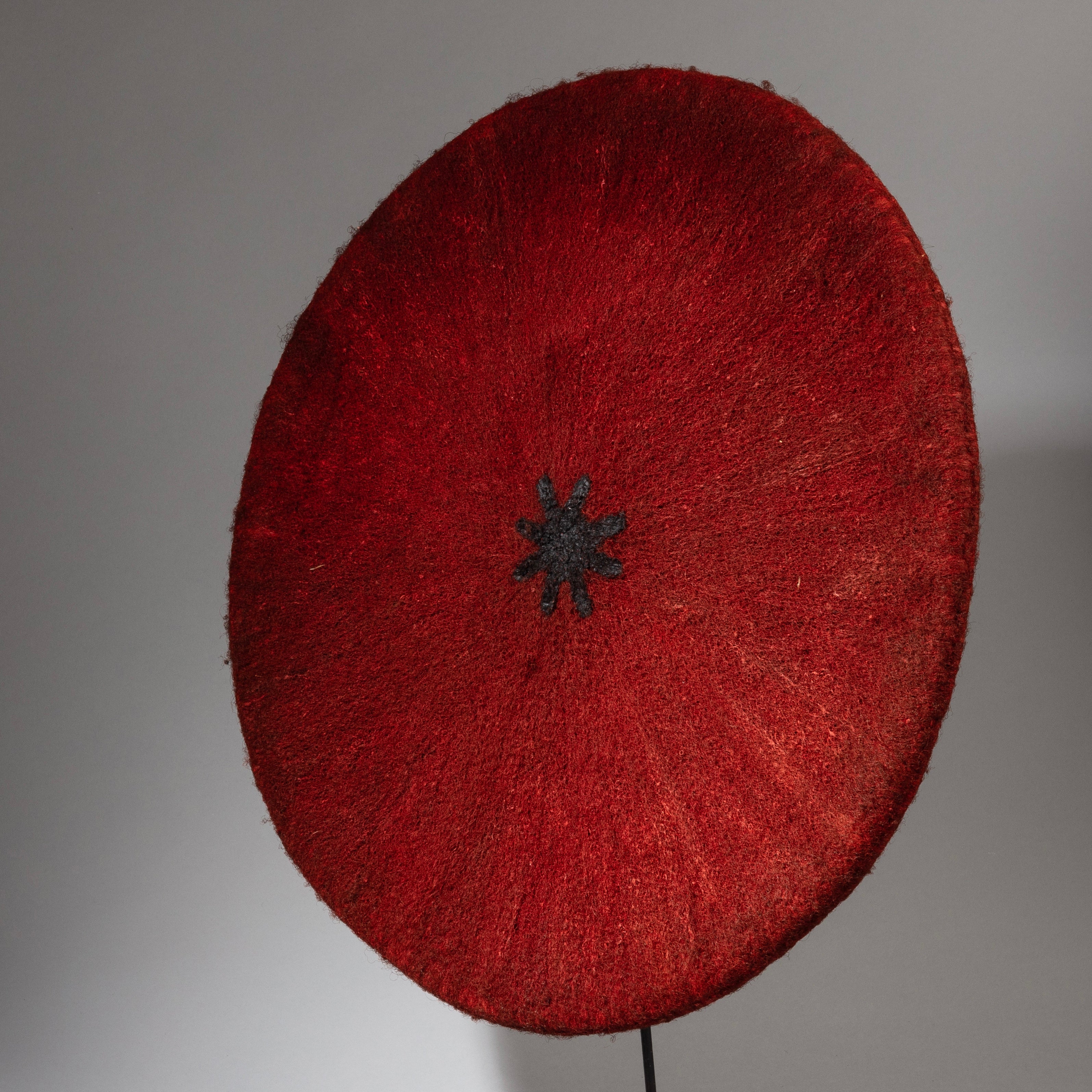 A STARRY RED HAT FROM ZULU TRIBE, SOUTH AFRICA ( No 2343)