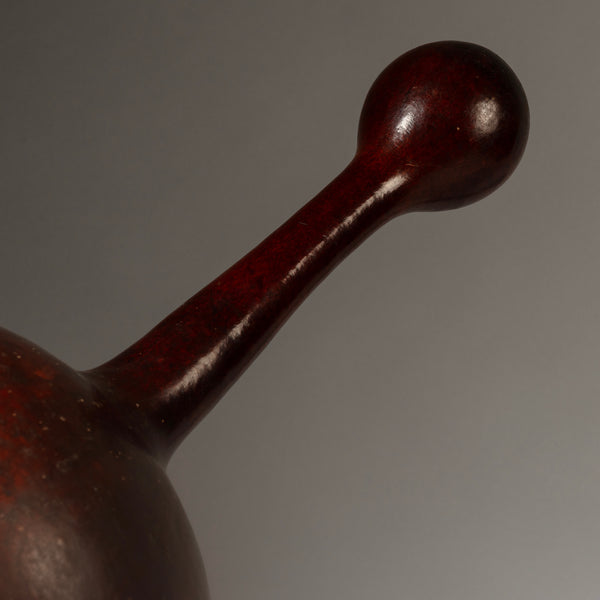 A SUBLIME GLOSSY GOURD FROM CAMEROON ( No 4212 )