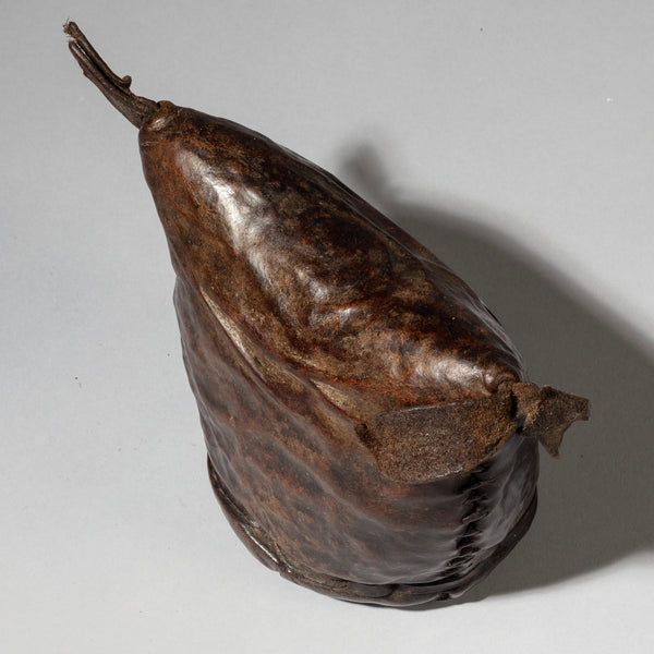 A LUSH  PATINATED ETHIOPIAN LEATHER HEADREST, WELL USED, GURAGE TRIBE, E AFRICA EX UK COLLECTION ( No 4150 )
