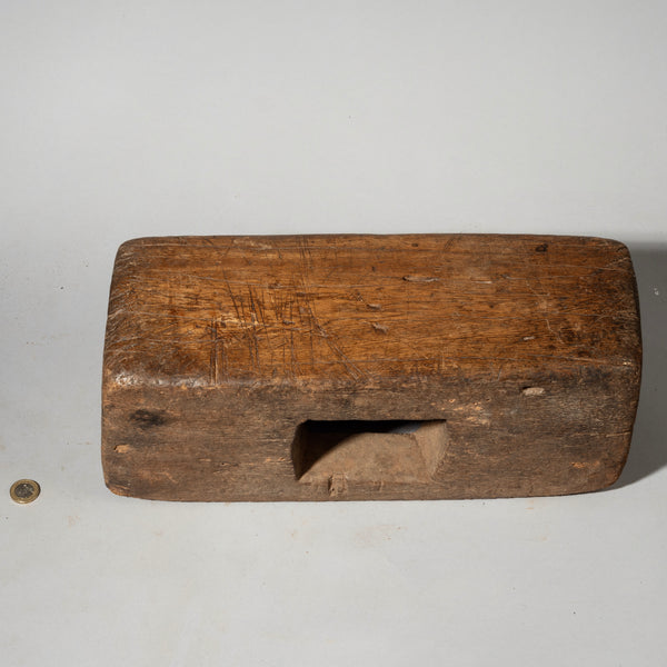 A SLEEK STOOL FROM THE BAMILEKE TRIBE OF CAMEROON&nbsp;( No 2383)