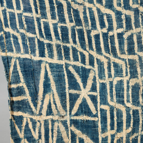 A COTTON CLOTH INDIGO, BAMILEKE TRIBE OF CAMEROON W. AFRICA ( No 2427)