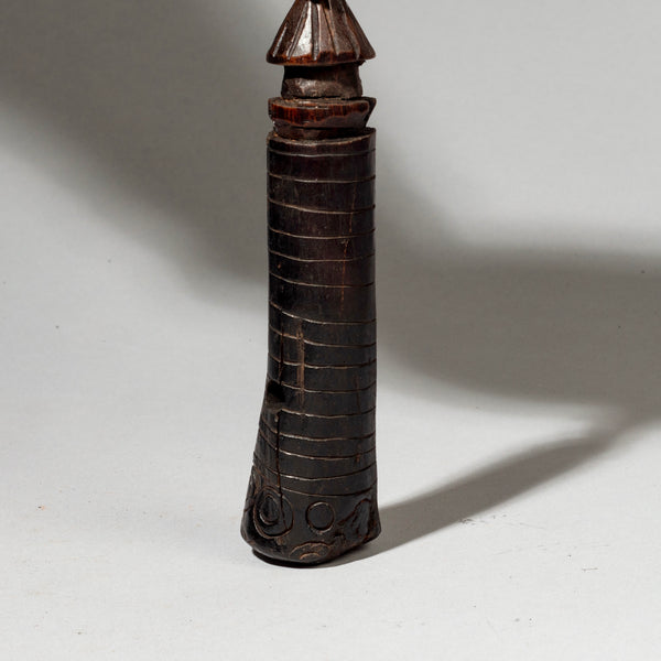 AN ENGRAVED, PHALLIC SHAPED DOLL FROM CAMEROON ( No 2401)