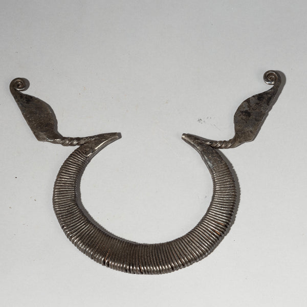 A TEXTURAL SHAPELY IRON CURRENCY FROM CAMEROUN ( No 1420)