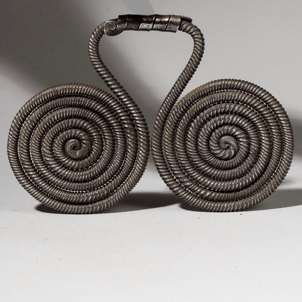 A FINE TWISTED SPIRAL IRON CURRENCY FROM KIRDI TRIBE OF CAMEROON, WEST AFRICA( No 2377)