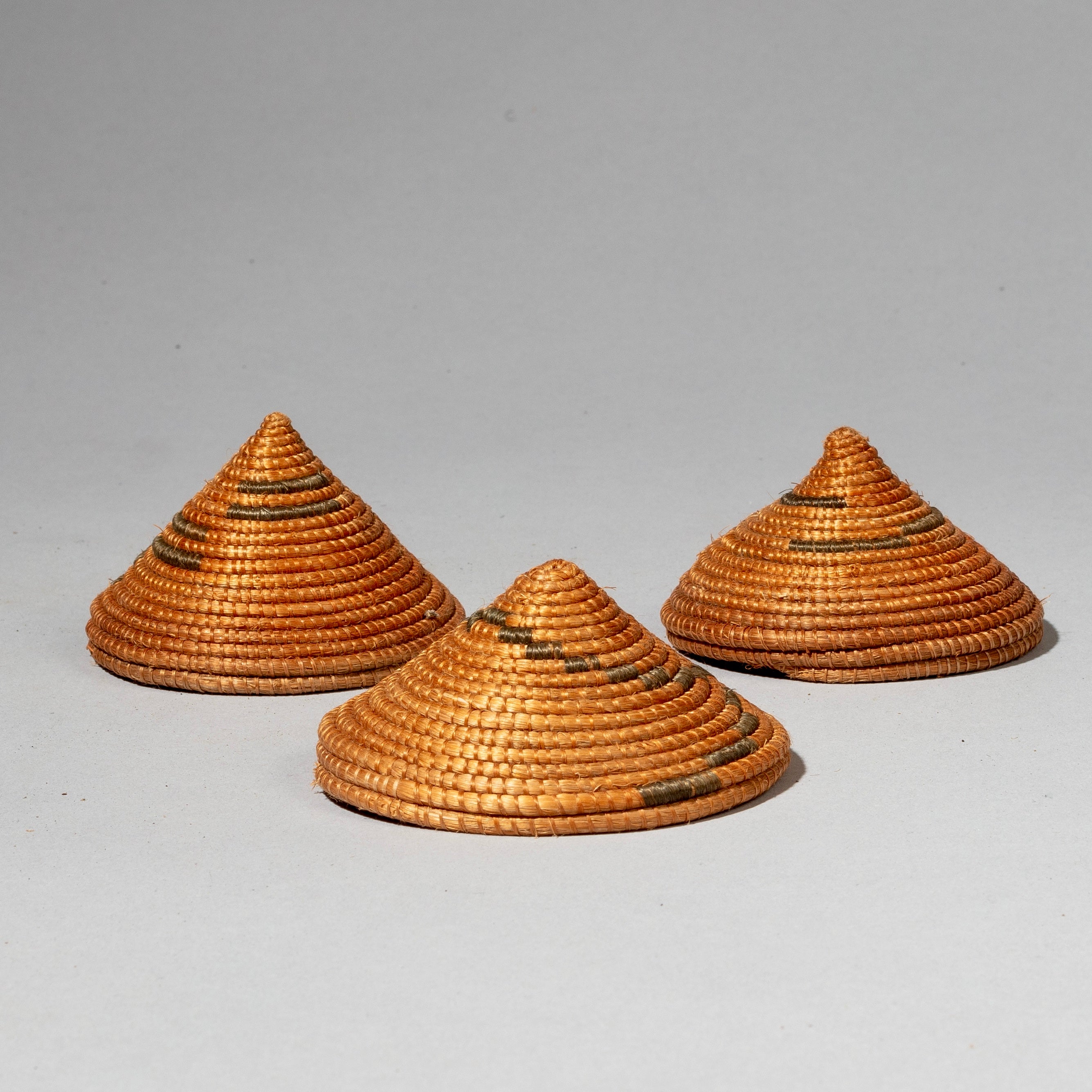 A TRIO OF TUTSI LIDS, RWANDA ( No 2407)