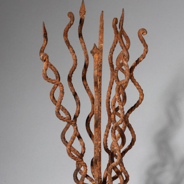 A SERPENTINE IRON CURRENCY FROM THE KIRDI TRIBE OF CAMEROON ( No 2411)