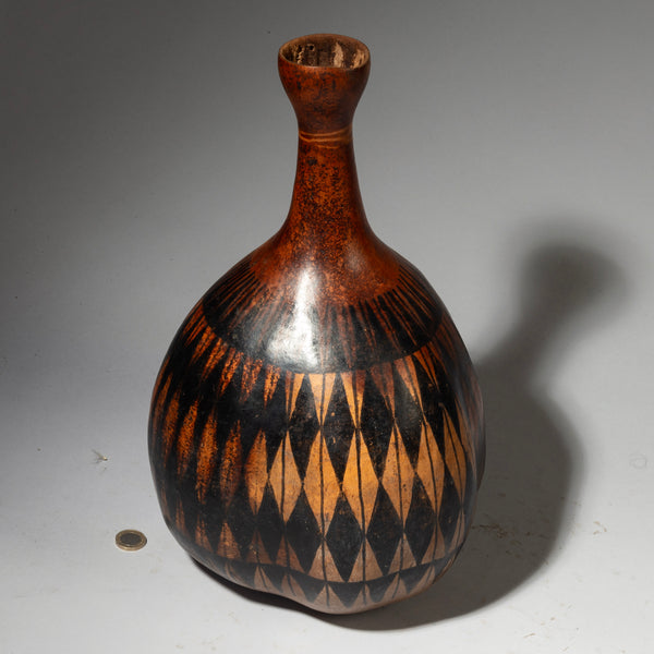 A BOLDLY DECORATED MEDIUM SIZED GOURD FROM TUTSI TRIBE OF RWANDA E.AFRICA ( No 4279)